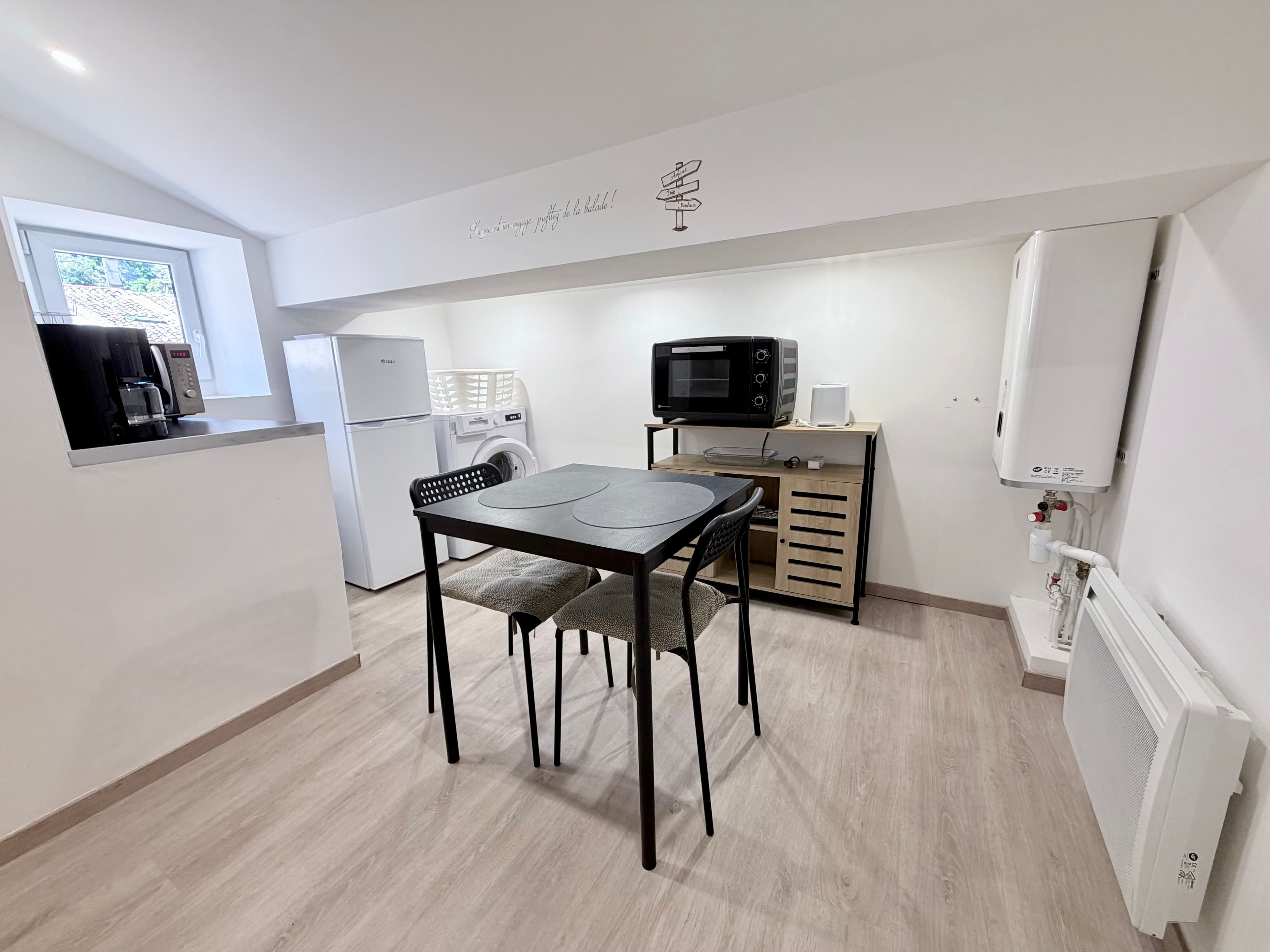 Charmant studio rénové au cœur des Mées - Photo 3