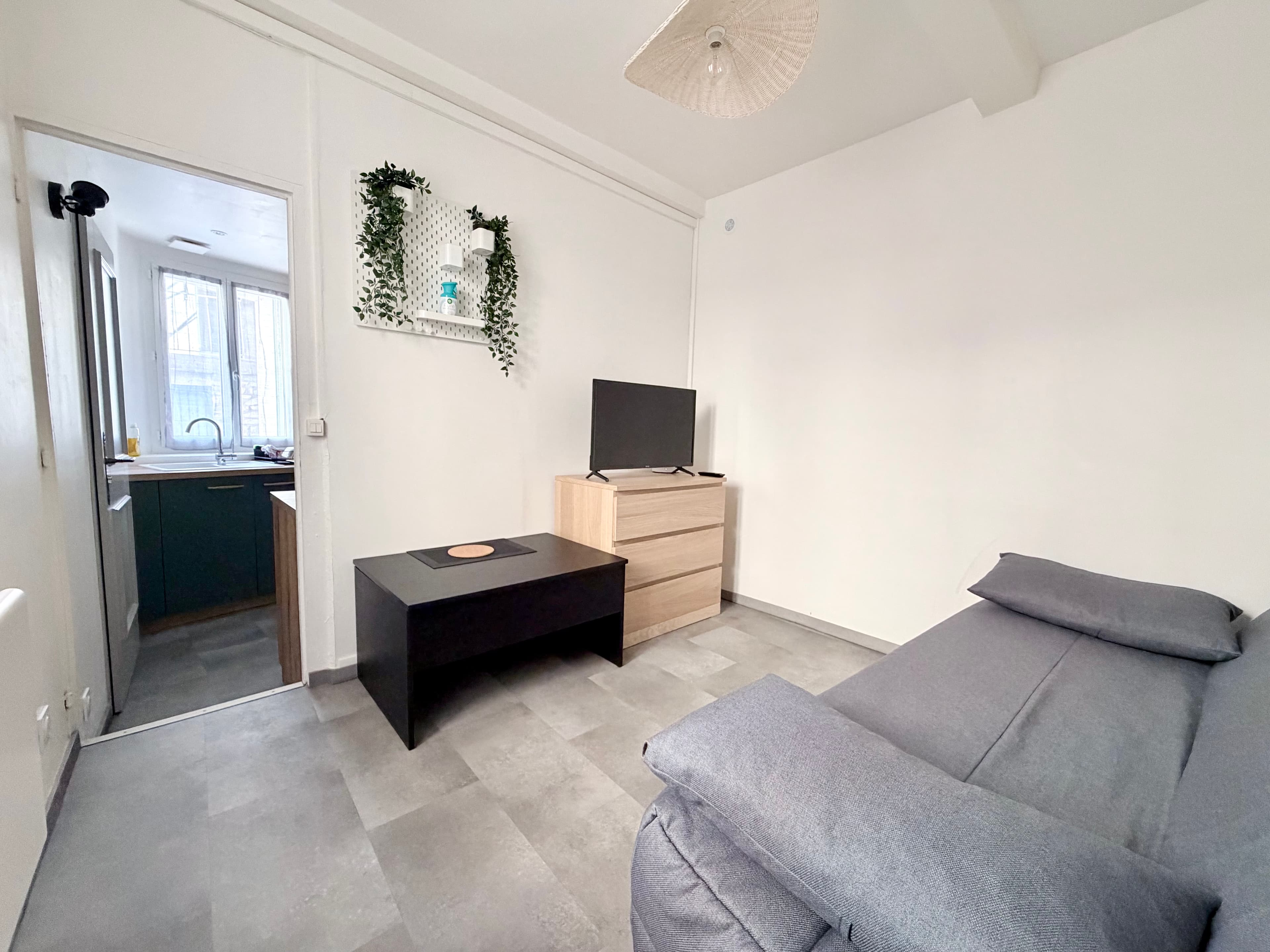 Charmant studio neuf au cœur de Volonne - Photo 3