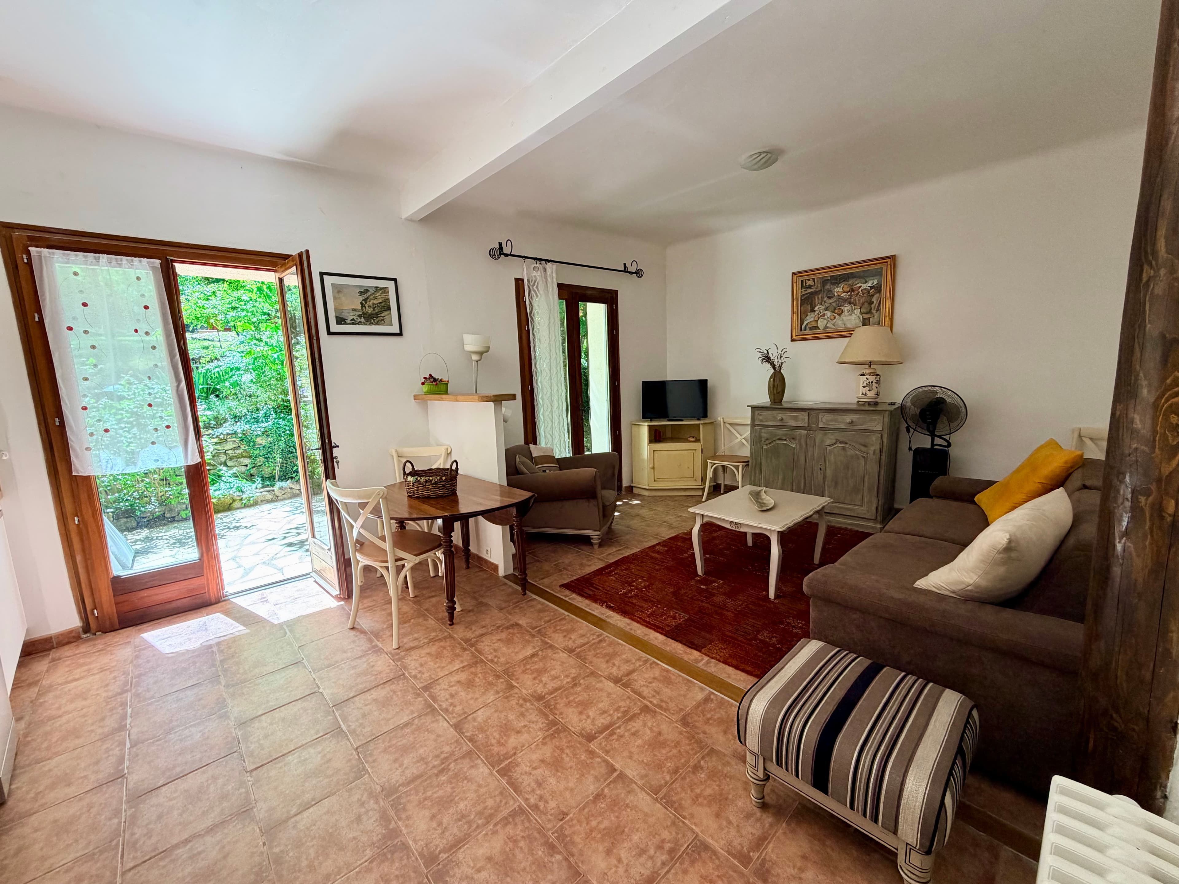 Magnan – Gîte, bassin et spa - Photo 5